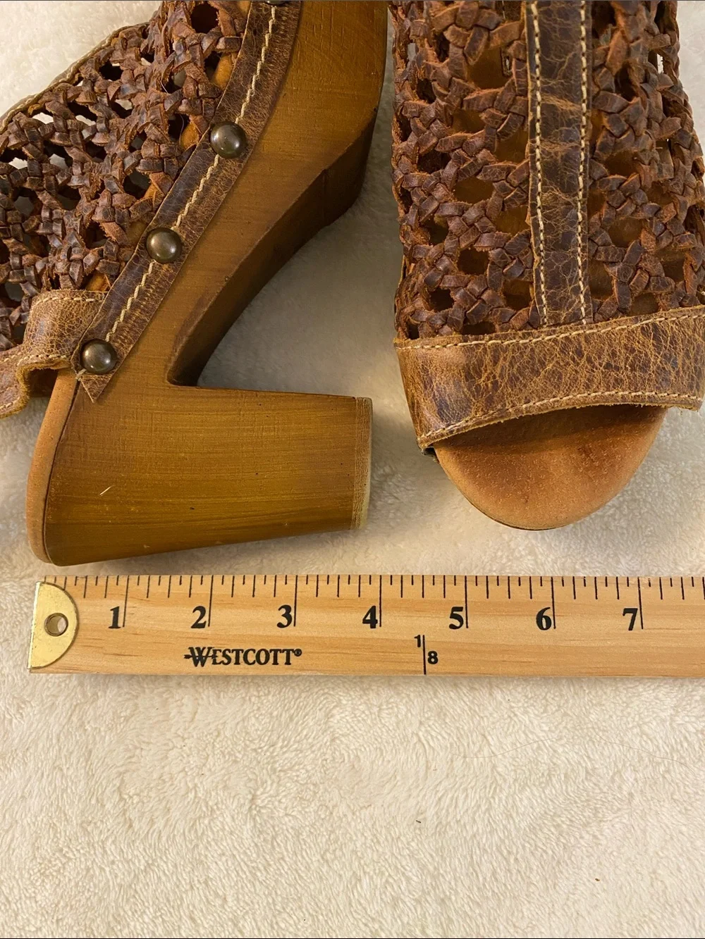 Sbicca Vintage Collection Epiphany Woven Brown Leather Cage Platform Sandal 8